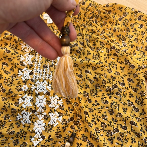 Mason & Belle Blouse - Picture 2 of 5